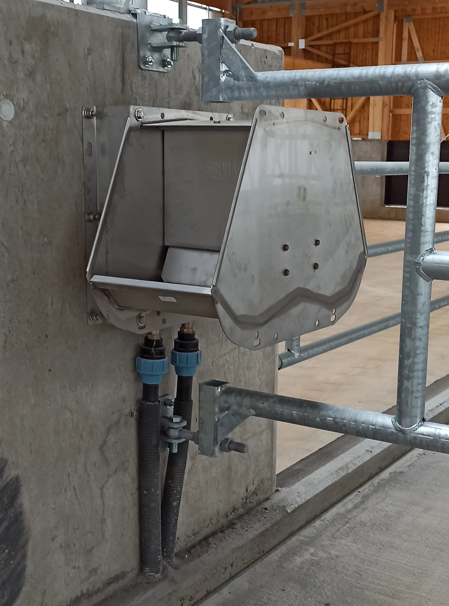 Doppel-Ventil-Trogtränke Mod. 520 Edelstahl