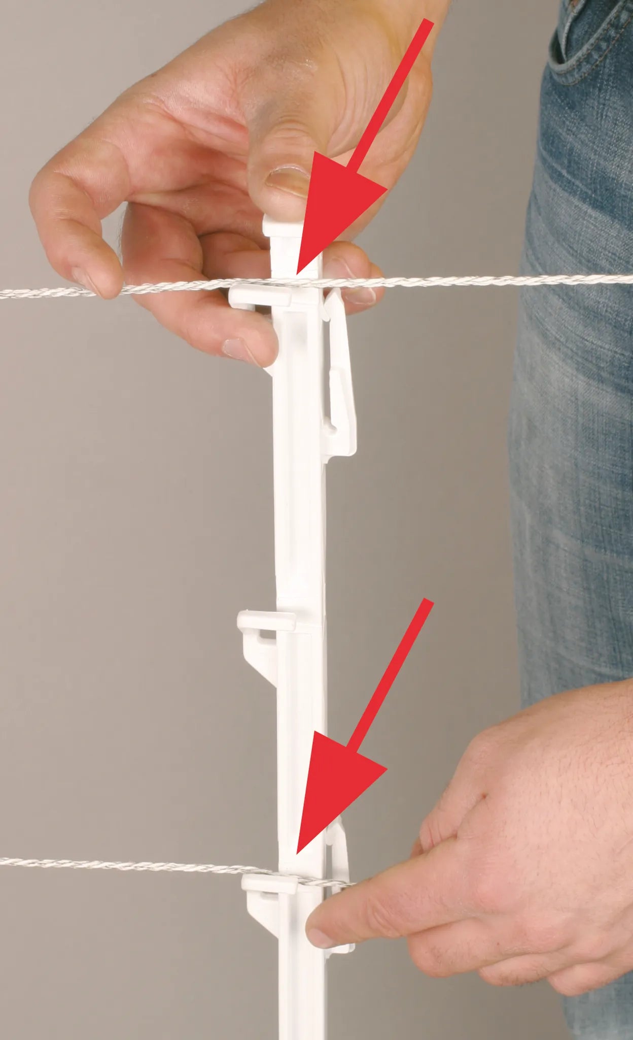 DrehFix-Kunststoffpfahl, 1,05 m, weiß, 8 Drahthalter (10 Stück / Pack)