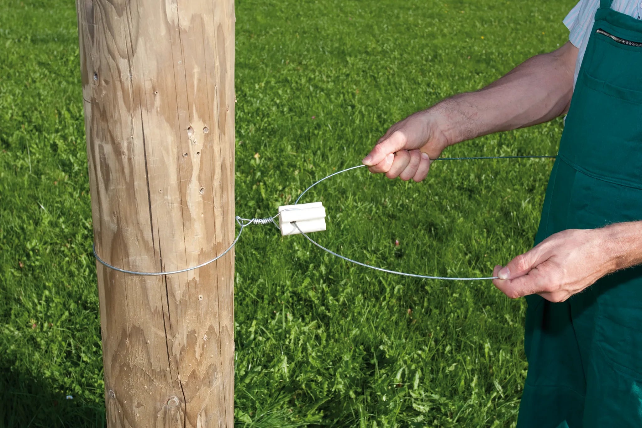 Porzellan-Zugisolator, für hohe Zugkraft (10 Stück / Pack)