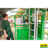 Behandlungsstand A6000, Heckschiebetür, Fangkorb 2-flügelig, stufenlose Halsfangvorrichtung, 3,2 m x 1,3 m x 2,05 m, 661 kg