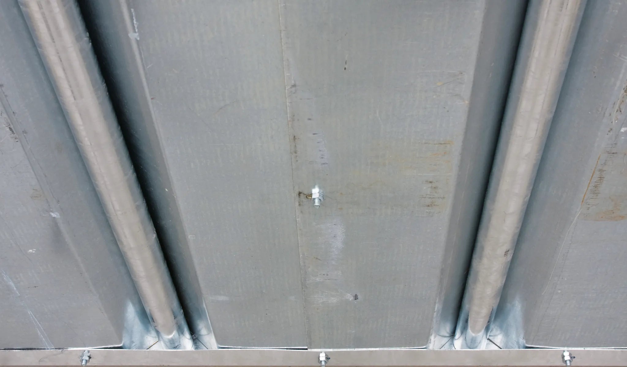 Compact-Viereckraufe 12 Fressplätze mit Sicherheits-Palisadenfressgittern