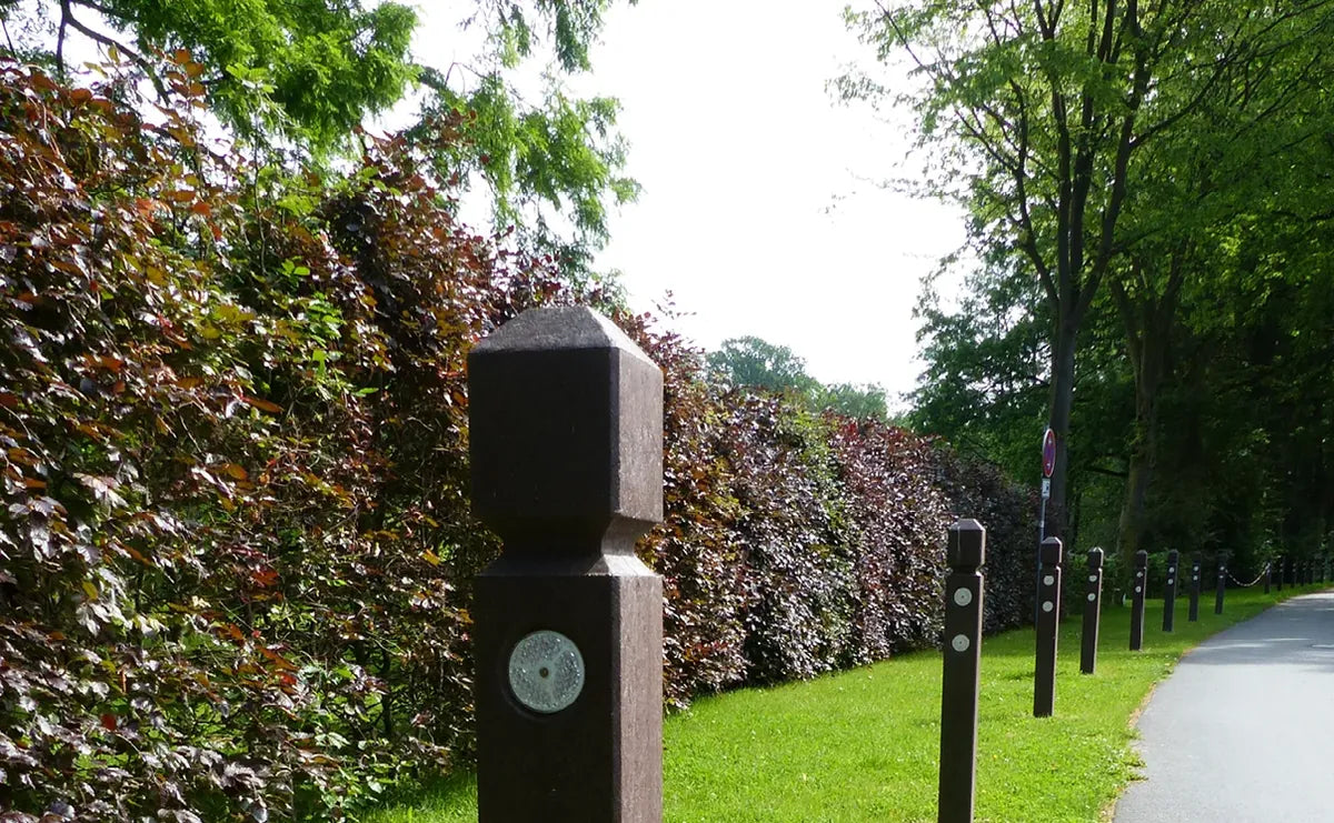 Poller Pyramidenkopf aus Recyclingmaterial