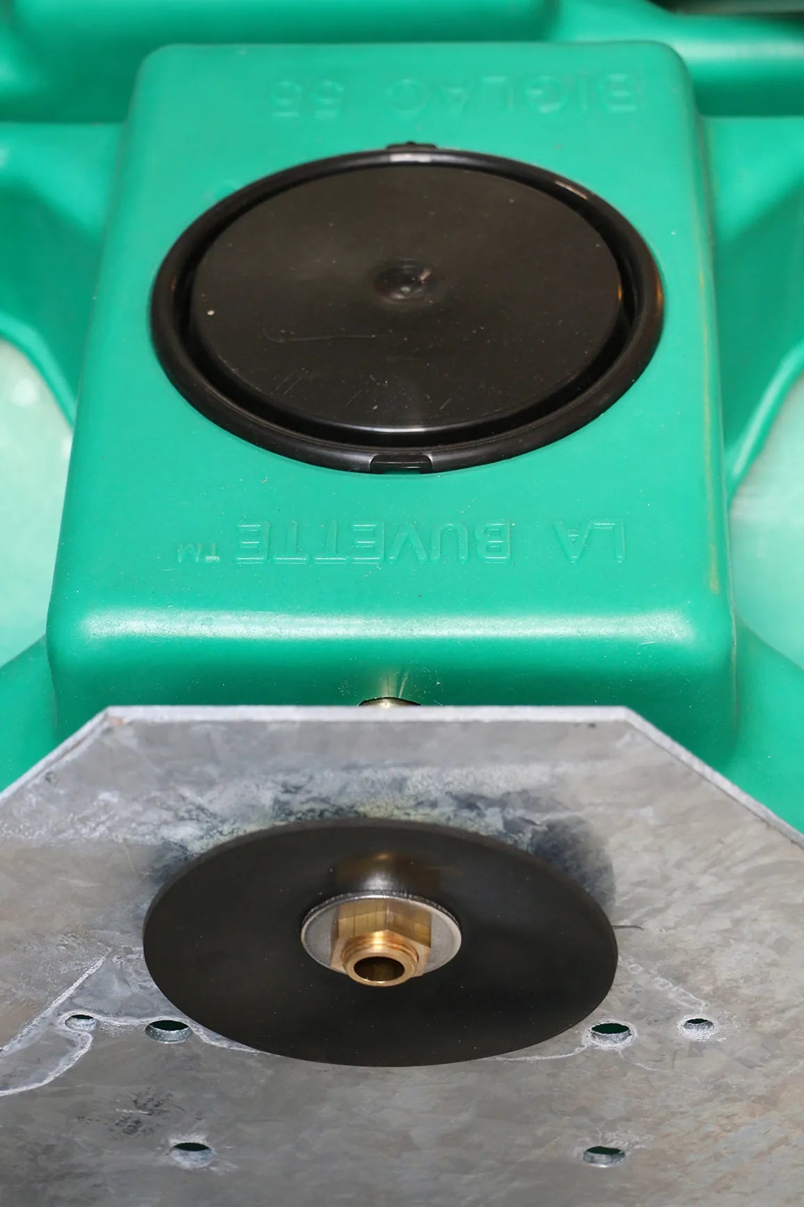 Anbau-Doppeltränke Mod. Biglac 55 T Inhalt 55 l, Niederdruck-Schwimmerventil