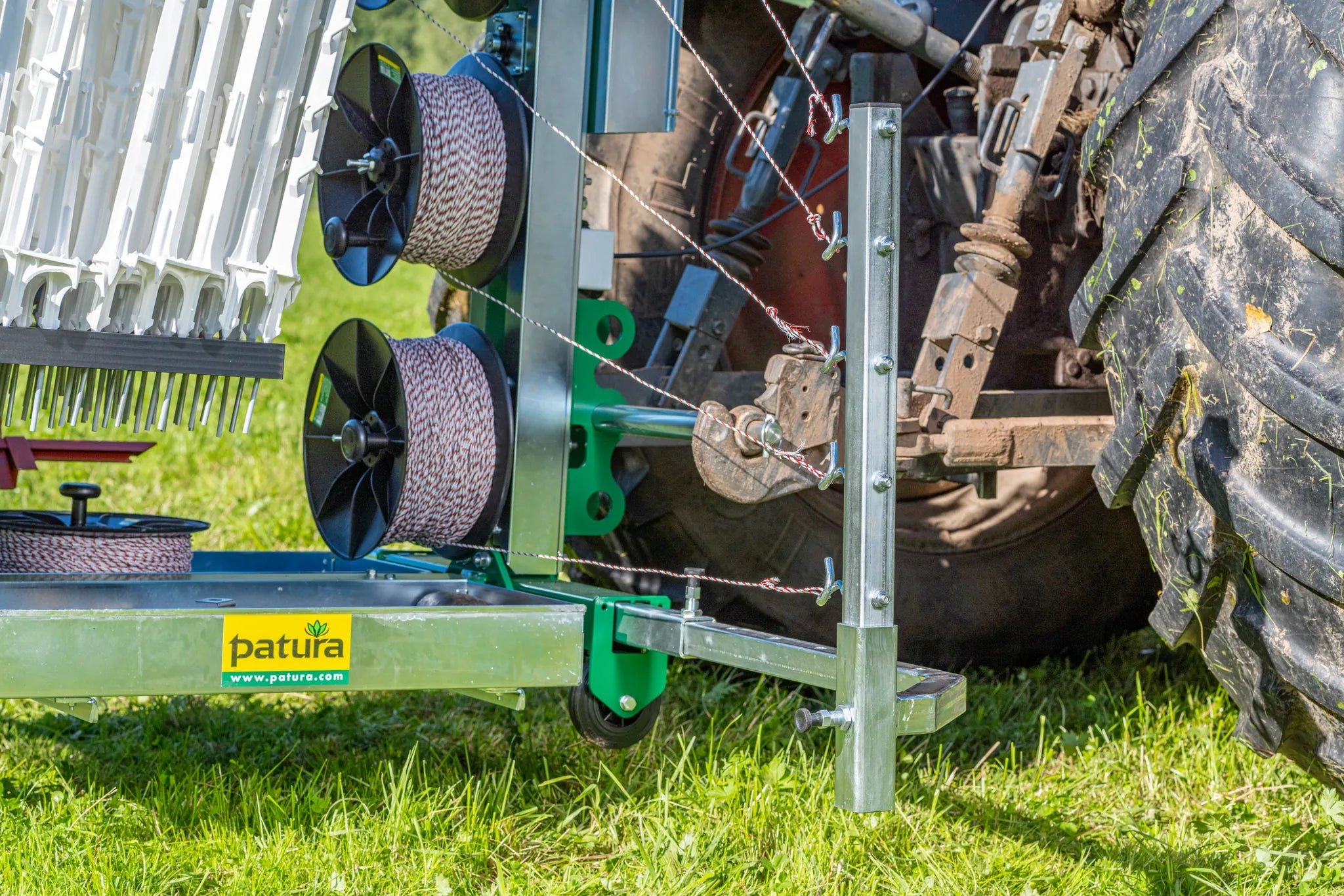Tornado Master 5.0 Weidezaunmaschine für bis zu 5-reihige Zäune mit 3-Punkt