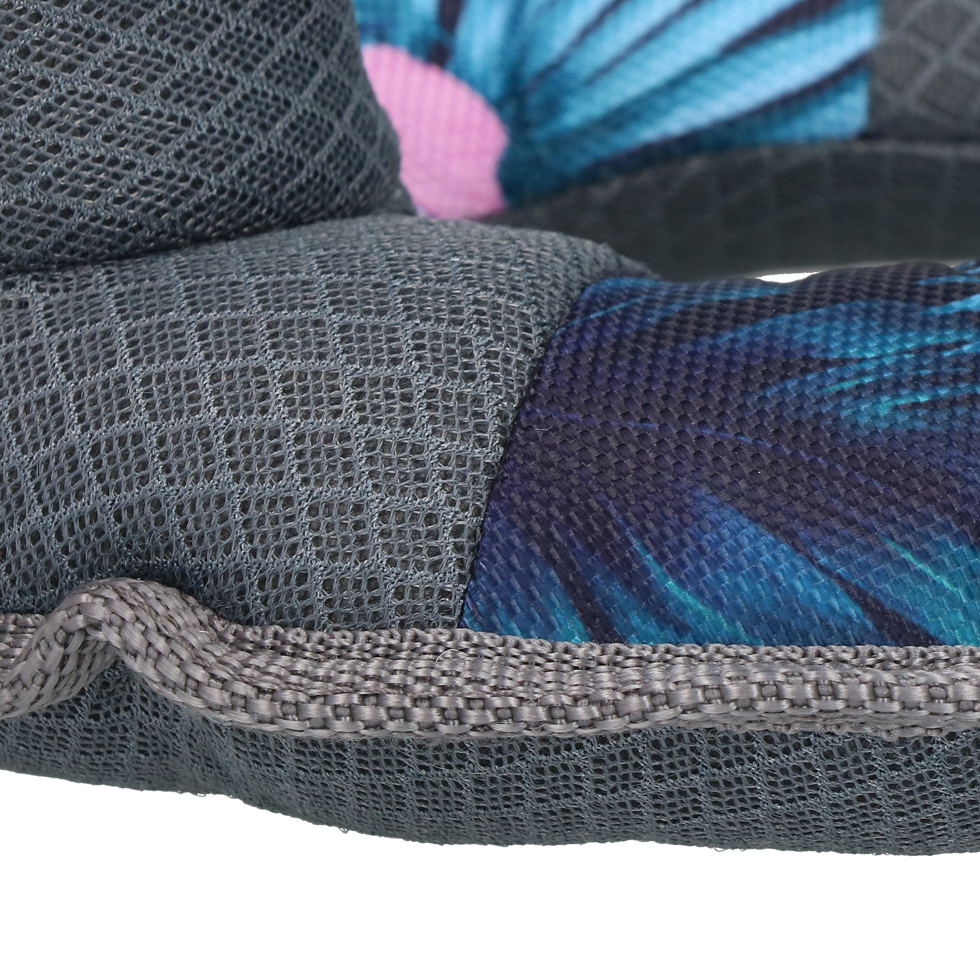 CoolPets Hundespielzeug schwimmend, wasserabsorbierend, Quietschie, Knackmaterial