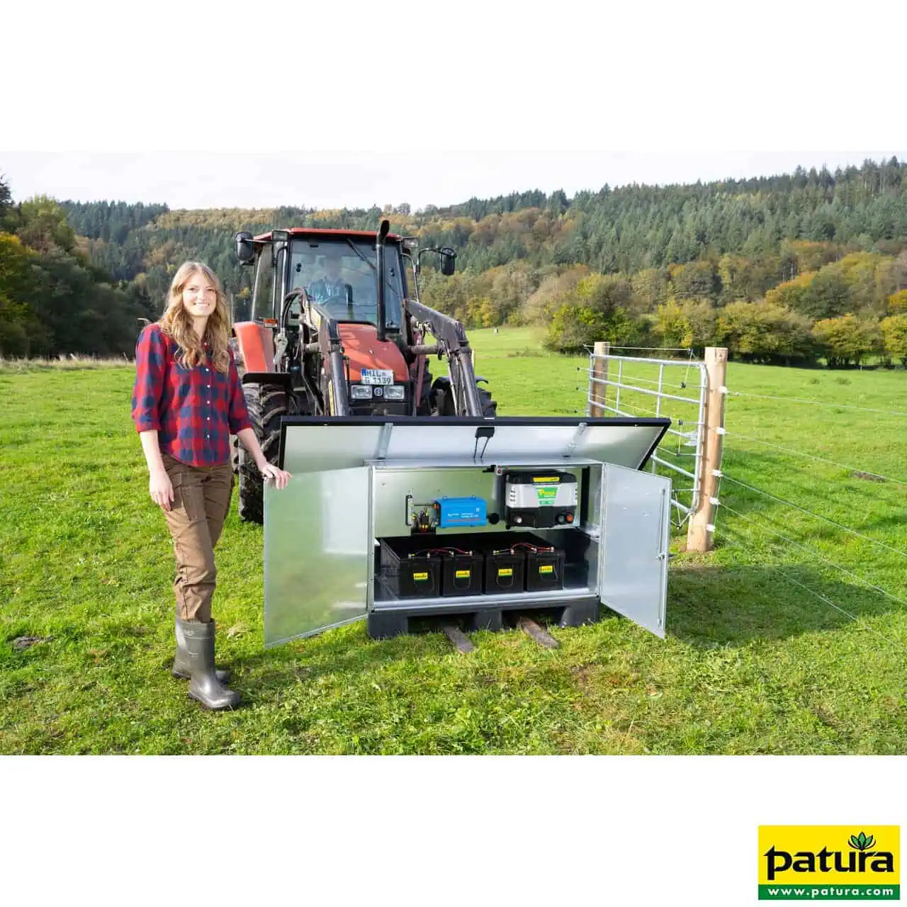 P8000, mit Sicherheitsbox XXL, Solarmodul 480 W und 4 x 200 Ah